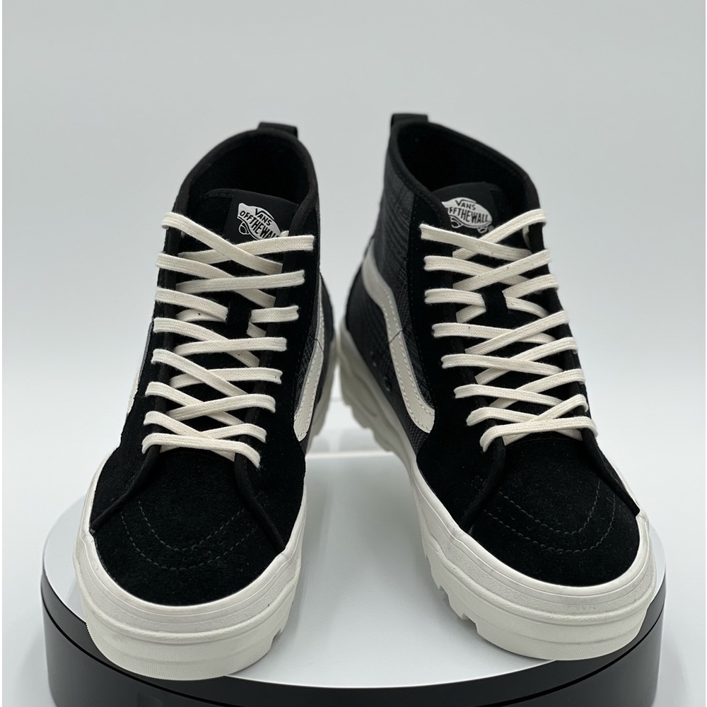 New W/O Box. Vans Sentry SK8-Hi WC ‘Black’. M6.5/W8